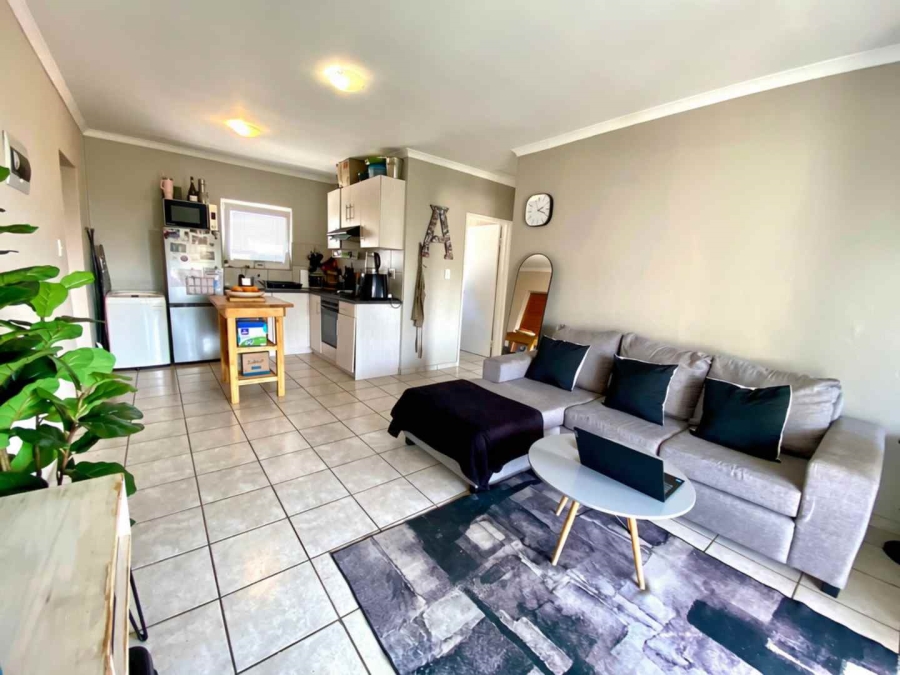 2 Bedroom Property for Sale in Klein Drakenstein Western Cape